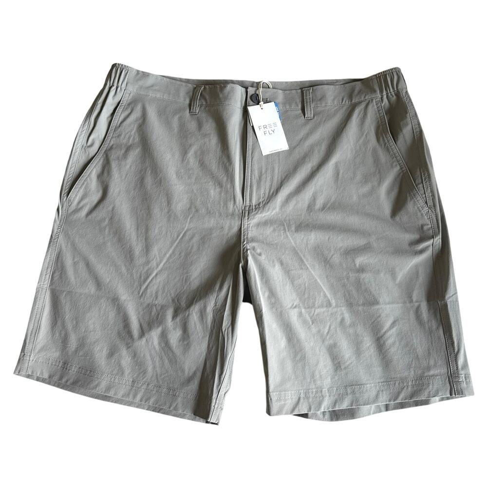 Free Fly NWT Mens Large Latitude Shorts Grey Quick Dry Performance 7" Inseam